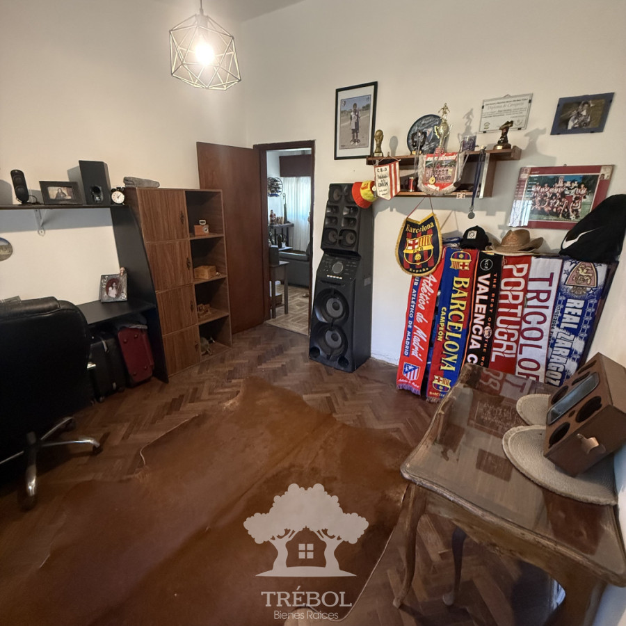 Casa ID.143 - Venta casa 2 dormitorios Villa Española Montevideo B