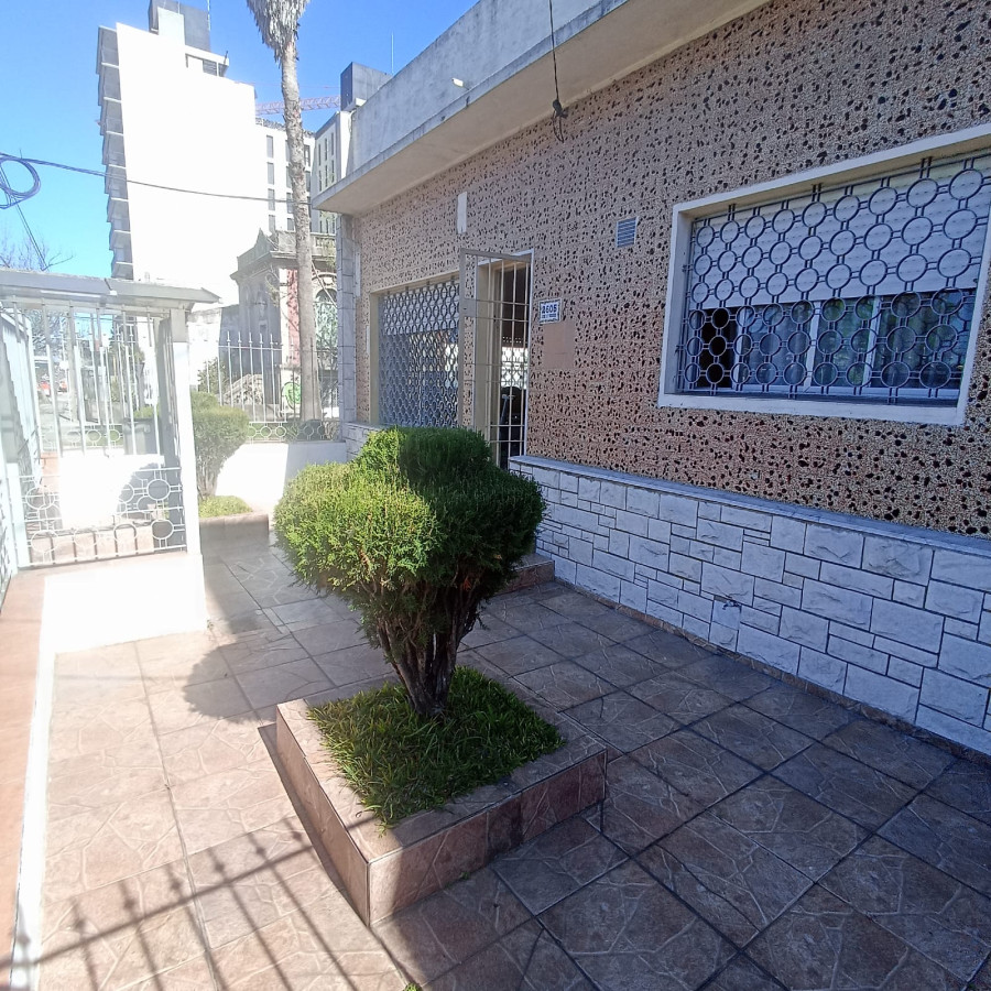 Venta Casa 3 Dormitorios La Blanqueada D