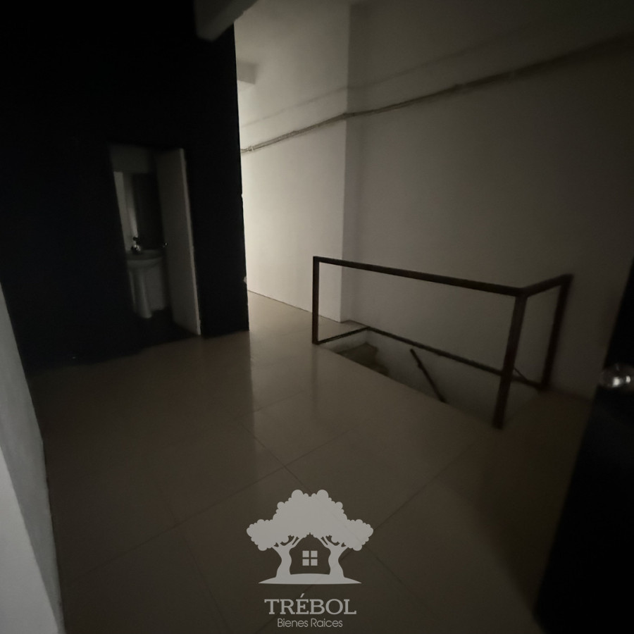 Local Comercial ID.370 - Alquiler local comercial Ciudad vieja Montevideo G