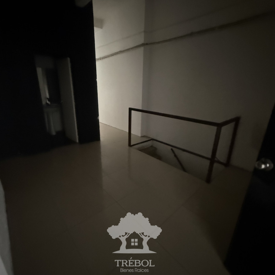 Local Comercial ID.370 - Alquiler local comercial Ciudad vieja Montevideo G