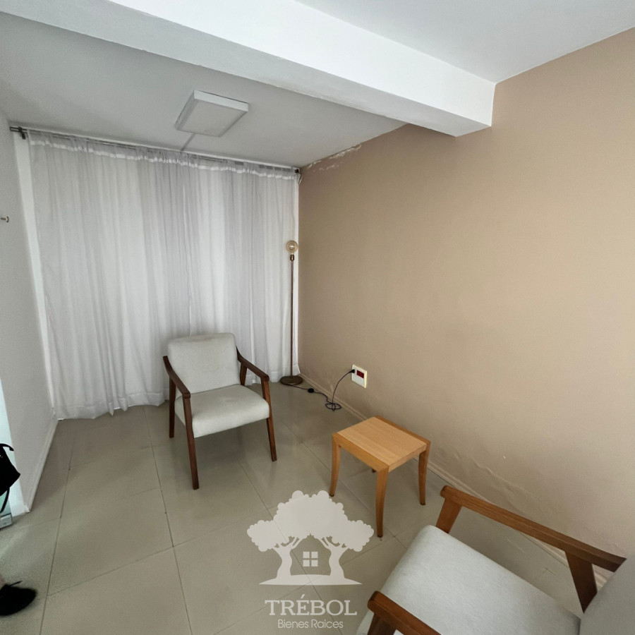 Local Comercial ID.136 - Venta Local Comercial 12 Consultorios Rentado Cordón Montevideo V  