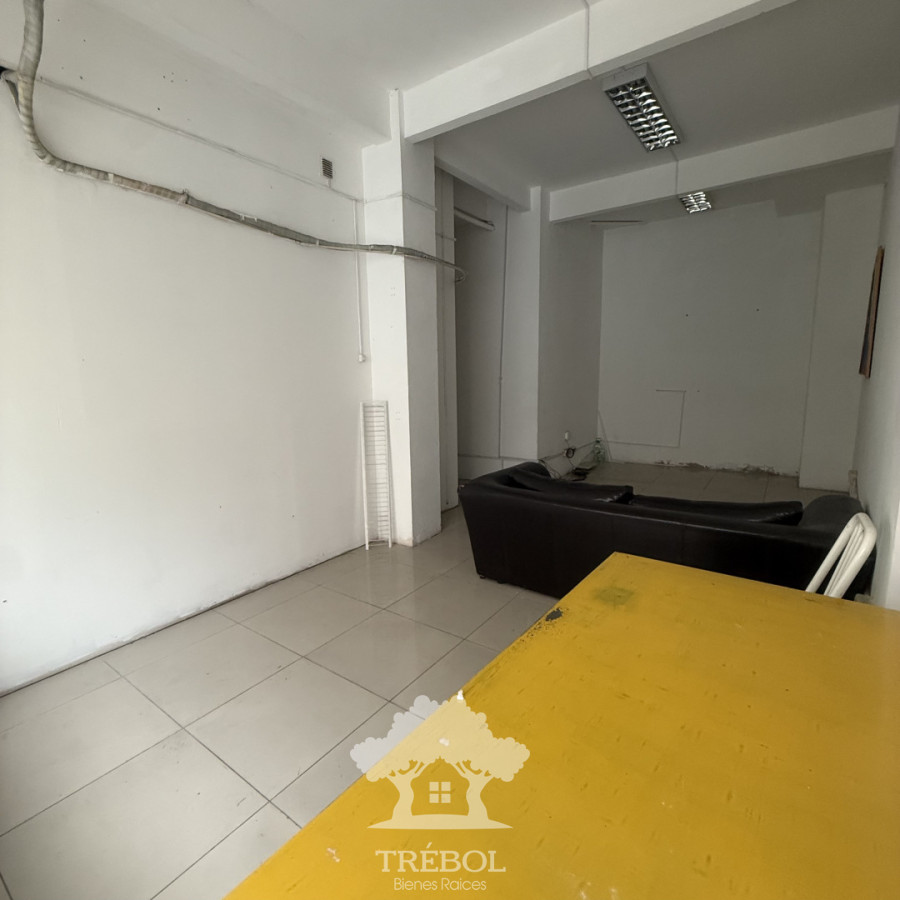 Local Comercial ID.370 - Alquiler local comercial Ciudad vieja Montevideo G