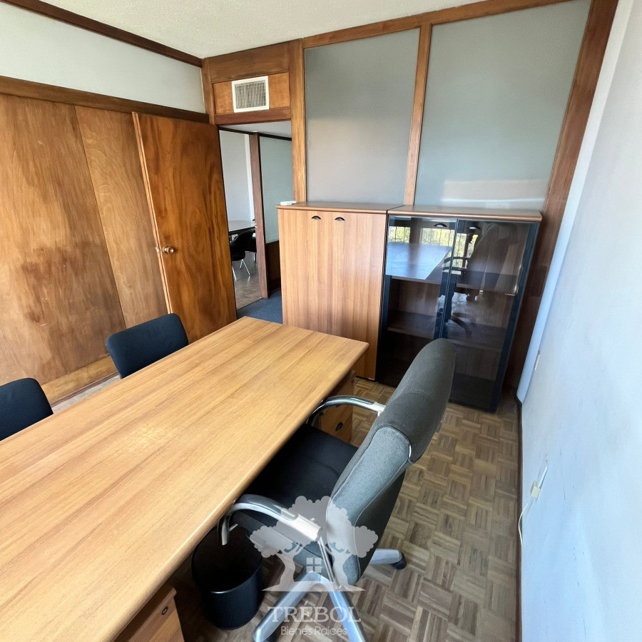 Oficina ID.25 - Alquiler Oficina Centro Montevideo V 