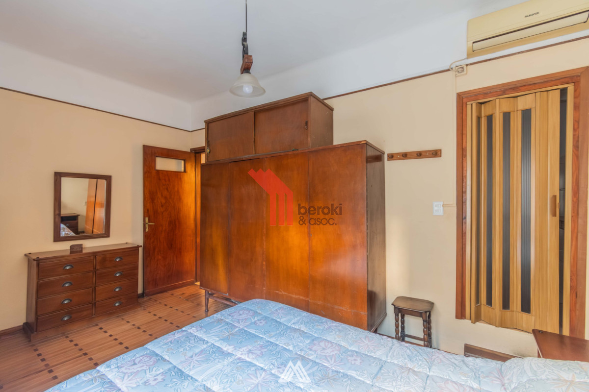 Apartamento ID.219 - Venta apartamento 3 dormitorios en Cordón balcón, patio, parrillero y azotea