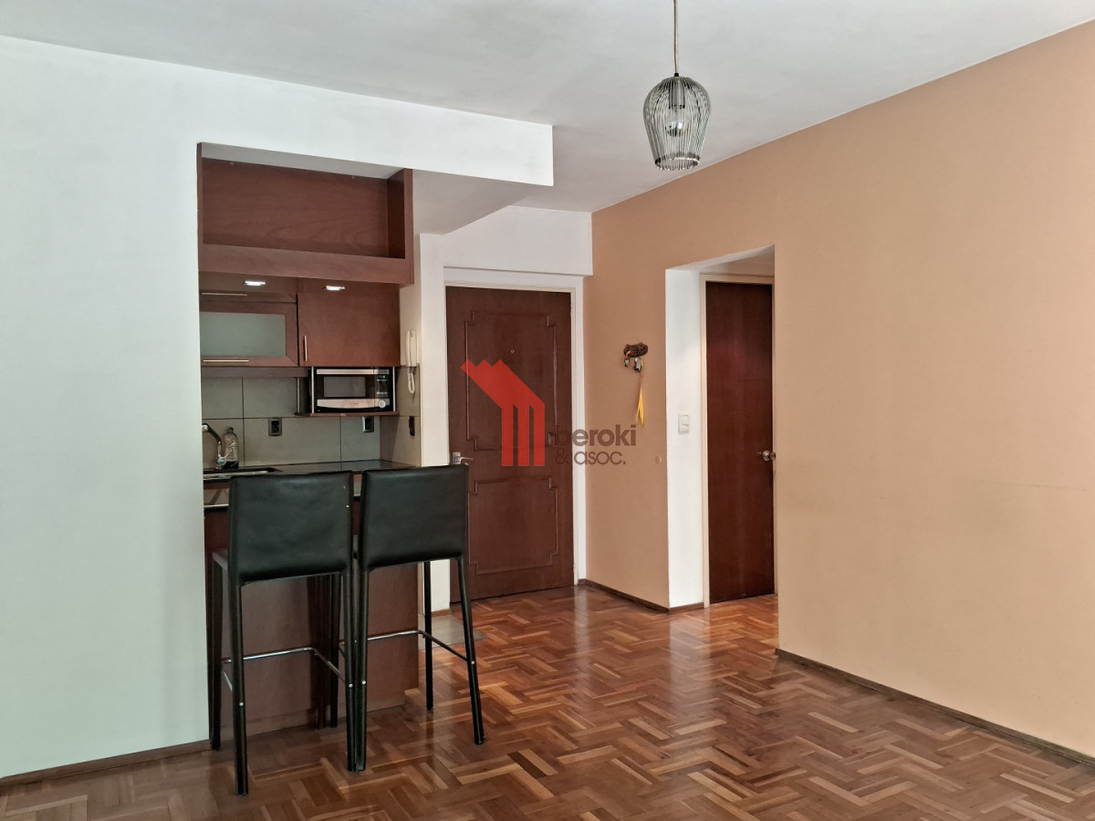 Apartamento ID.30 - Alquiler apartamento 1 dormitorio con balcón