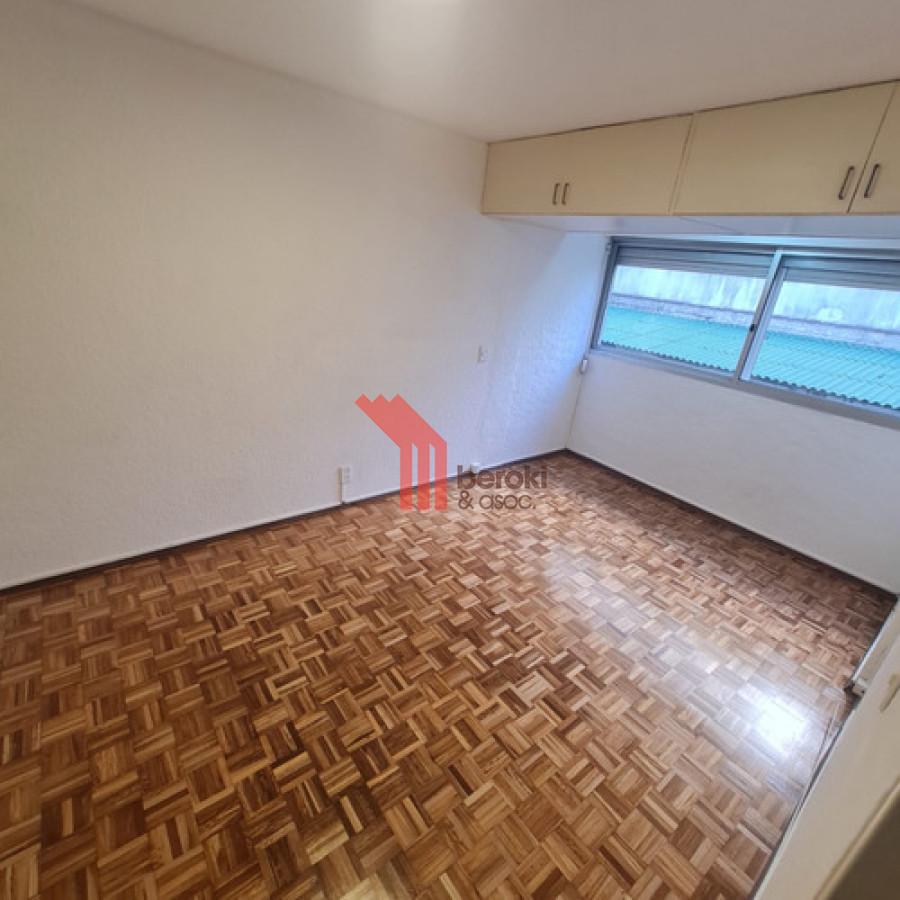 Apartamento ID.3 - Apartamento En Alquiler 3 Dormitorios 2 Baños En Pocitos