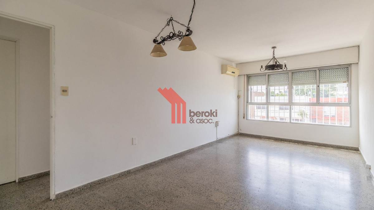 Apartamento ID.84 - ALQUILER APARTAMENTO MALVÍN 3 DORMITORIOS Y GARAJE