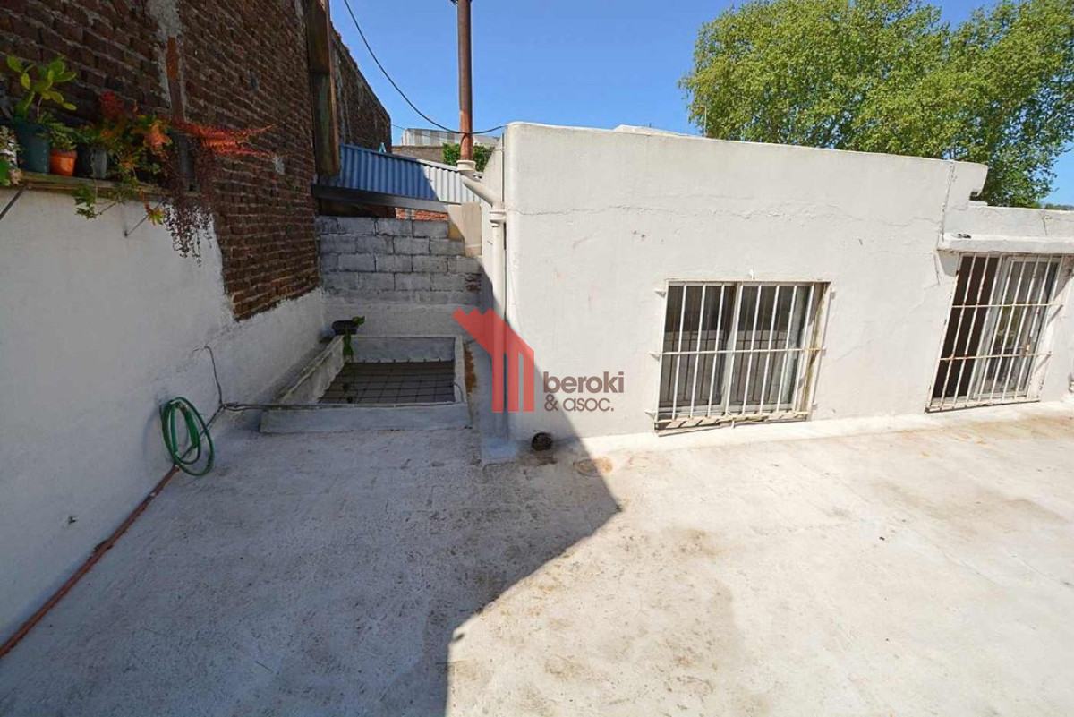 Apartamento ID.59 - Venta apartamento de 2 dormitorios más escritorio con patio , azotea CON RENTA