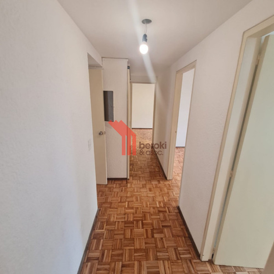 Apartamento ID.3 - Apartamento En Alquiler 3 Dormitorios 2 Baños En Pocitos