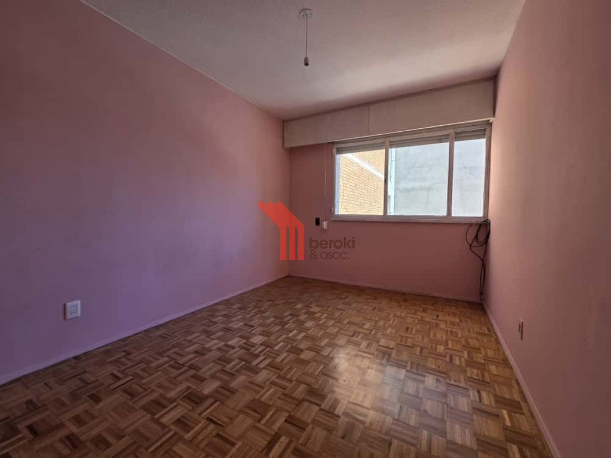 Apartamento ID.86 - Venta Apartamento Centro 2 Dormitorios y Cocina Definida