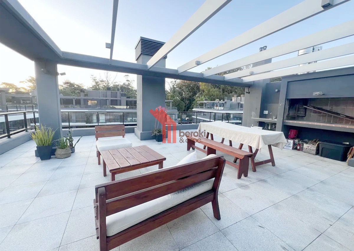 Apartamento ID.120 - Venta Apartamento 2 Dormitorios Punta Gorda Garage