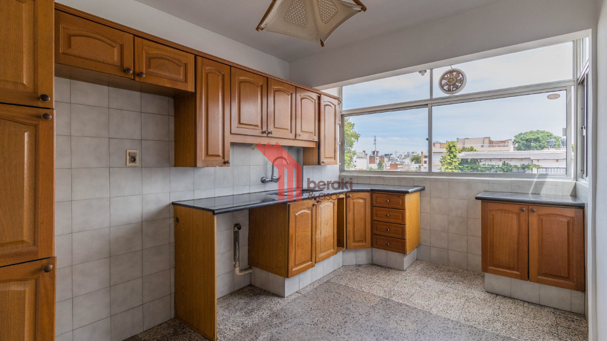 Apartamento ID.84 - ALQUILER APARTAMENTO MALVÍN 3 DORMITORIOS Y GARAJE