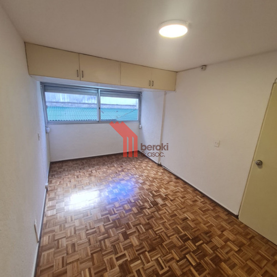 Apartamento ID.3 - Apartamento En Alquiler 3 Dormitorios 2 Baños En Pocitos
