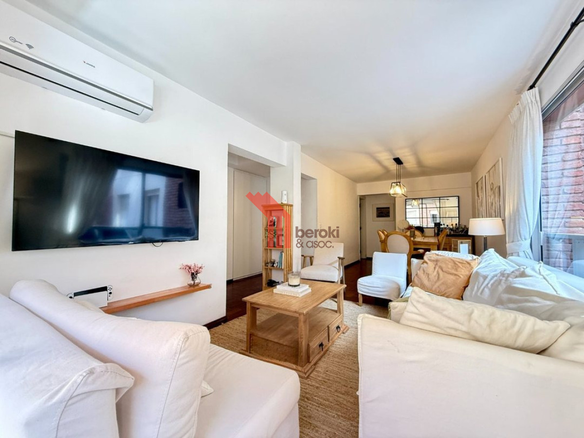 Apartamento ID.55 - Venta Parque Miramar apartamento 4 dormitorios + 2 baños+ cochera 