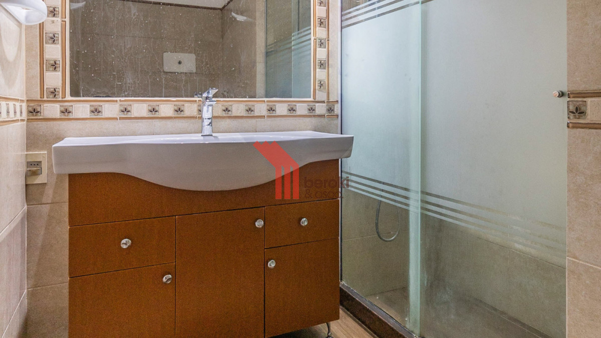 Apartamento ID.84 - ALQUILER APARTAMENTO MALVÍN 3 DORMITORIOS Y GARAJE