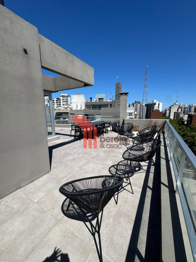 Apartamento ID.144 - Alquiler 1 dormitorio, Patio, Garaje incluido. Tres cruces. 