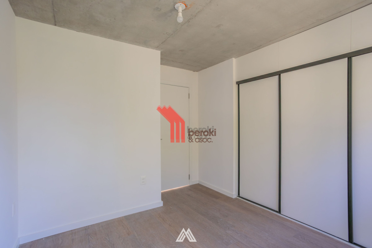 Apartamento ID.157 - VENTA APTO 1 DORM CORDON SUR PARRILLERO Y GARAJE CON BOX