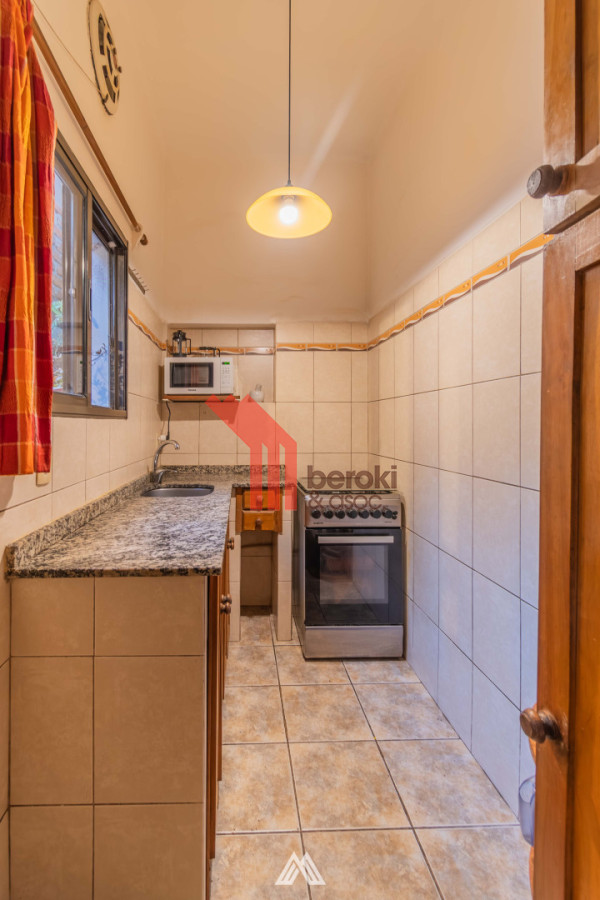 Apartamento ID.219 - Venta apartamento 3 dormitorios en Cordón balcón, patio, parrillero y azotea