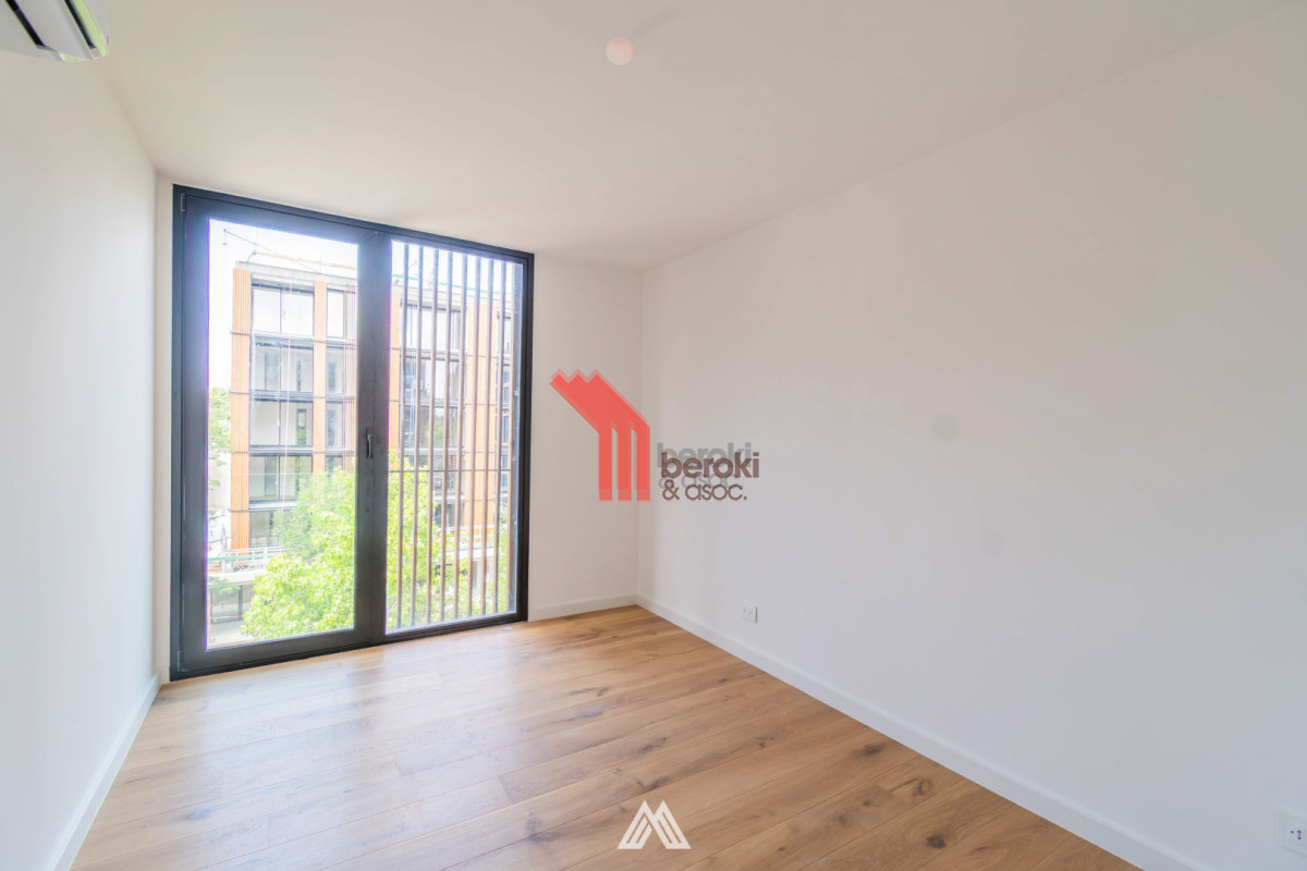 Apartamento ID.147 - 2 dormitorios con vista al jardín en Carrasco