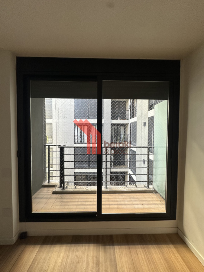 Apartamento ID.207 - Alquiler 1 dormitorio, escritorio, balcón. La Blanqueada.