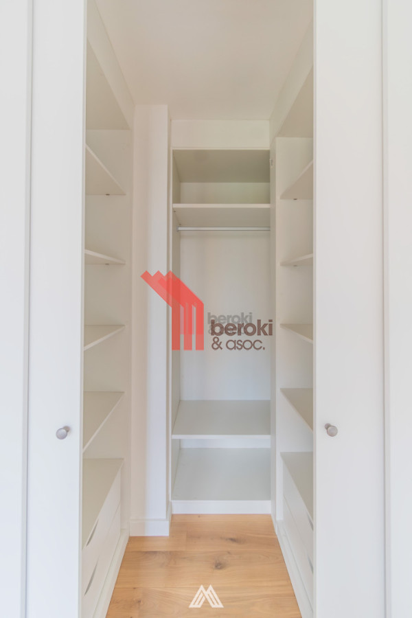 Apartamento ID.147 - 2 dormitorios con vista al jardín en Carrasco