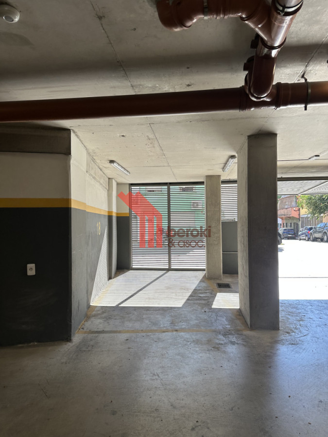 Apartamento ID.144 - Alquiler 1 dormitorio, Patio, Garaje incluido. Tres cruces. 