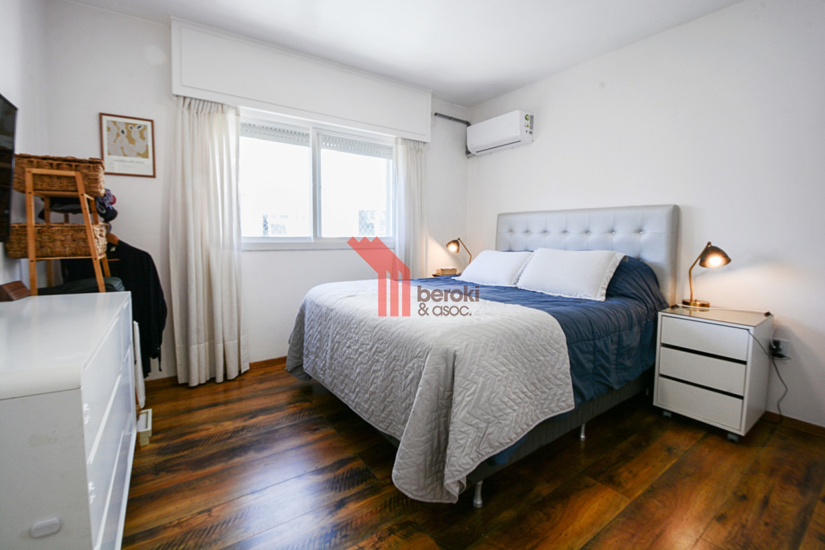 Apartamento ID.95 - Venta apto 2 dormitorios 2 baños y cochera en Pocitos