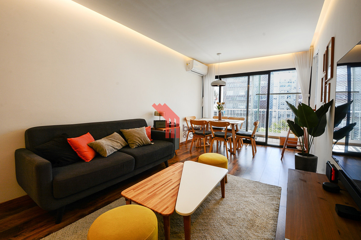 Apartamento ID.95 - Venta apto 2 dormitorios 2 baños y cochera en Pocitos