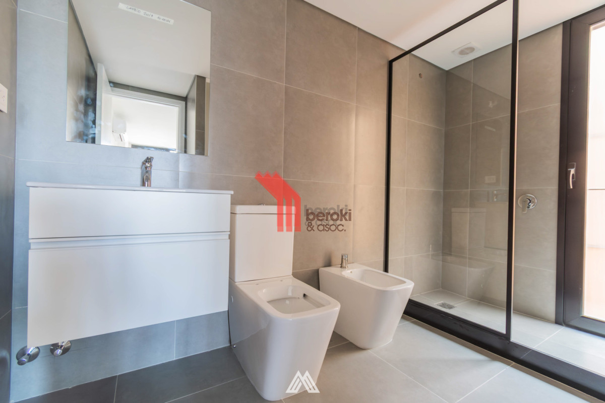 Apartamento ID.147 - 2 dormitorios con vista al jardín en Carrasco