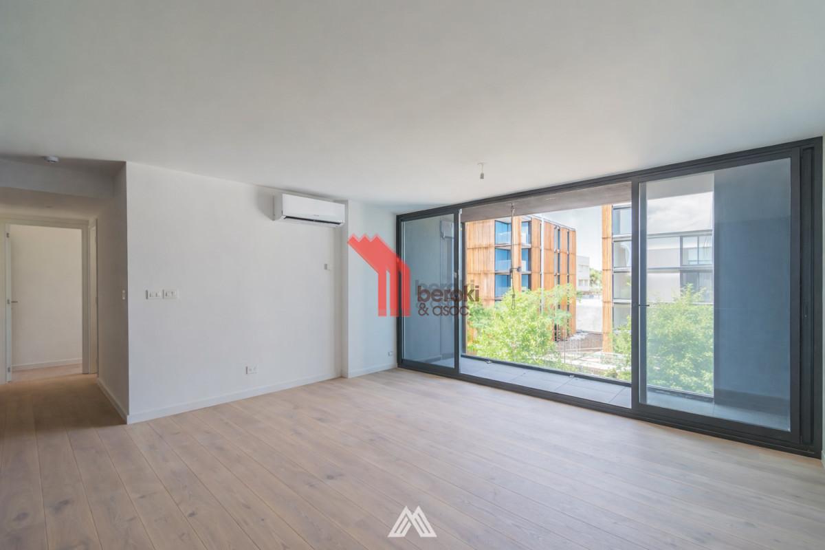 Apartamento ID.147 - 2 dormitorios con vista al jardín en Carrasco