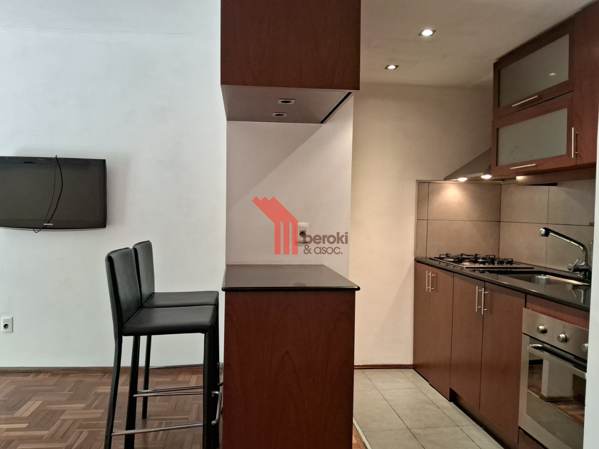 Apartamento ID.30 - Alquiler apartamento 1 dormitorio con balcón