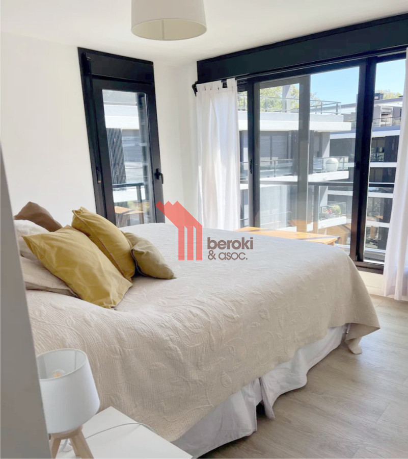 Apartamento ID.120 - Venta Apartamento 2 Dormitorios Punta Gorda Garage