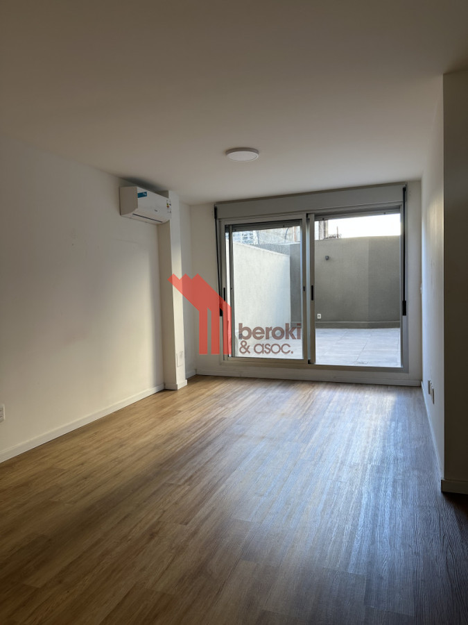 Apartamento ID.175 - Alquiler 1 dormitorio, Patio, Garaje . Tres cruces