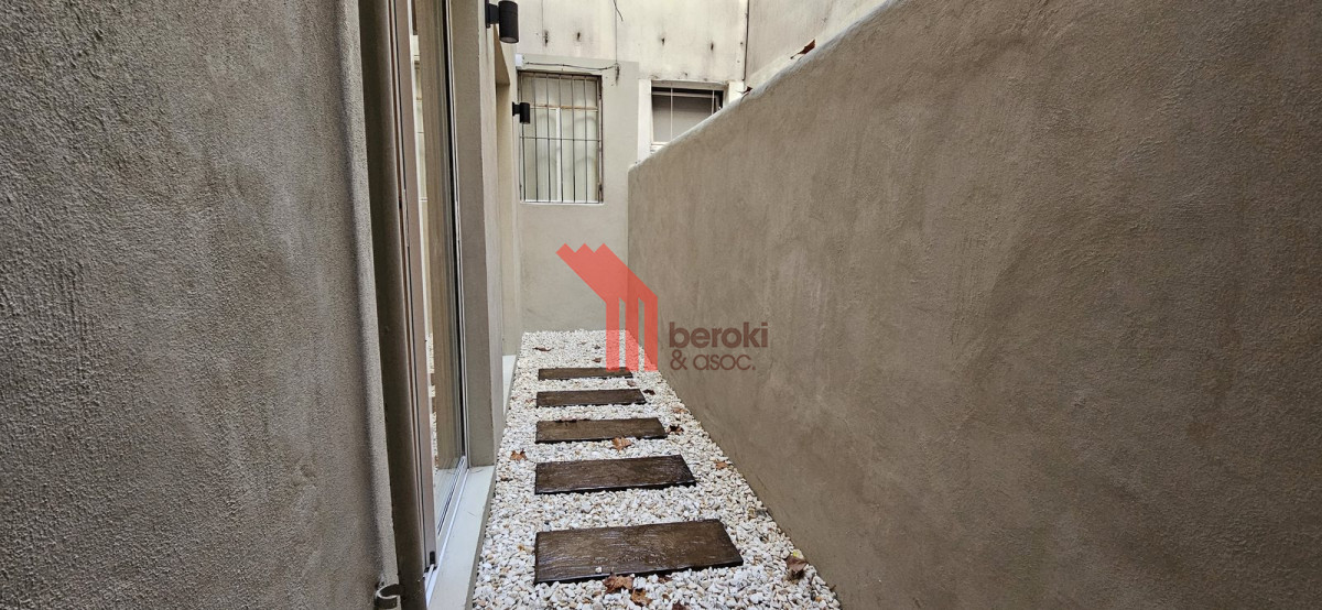 Apartamento ID.220 - Venta Apartamento 1 Dormitorio Parque Rodó Reciclado con Patio Montevideo