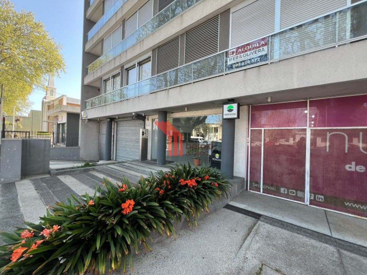 Apartamento ID.230 - Venta Apartamento 2 Dormitorios Brazo Oriental garaje y Barbacoa