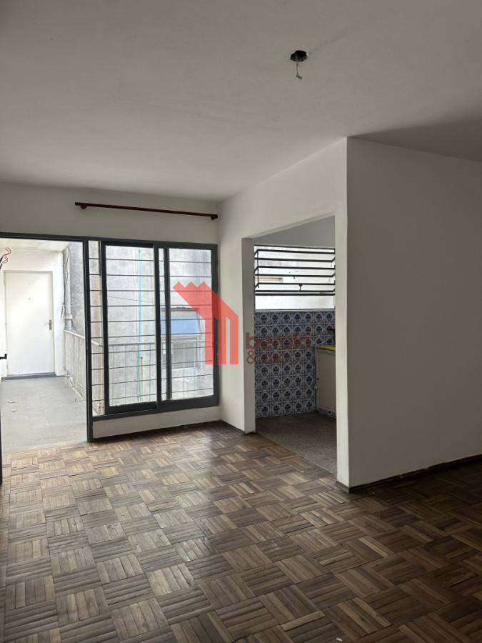 Apartamento ID.200 - Alquiler 1 dormitorio, terraza. Centro Sur.