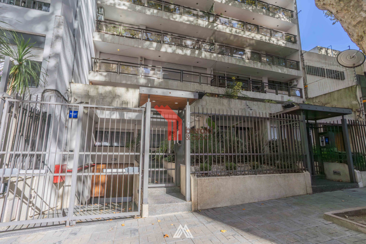 Apartamento ID.224 - Venta apartamento 4 dormitorios en Pocitos balcón, estar, terraza lavadero serv completo