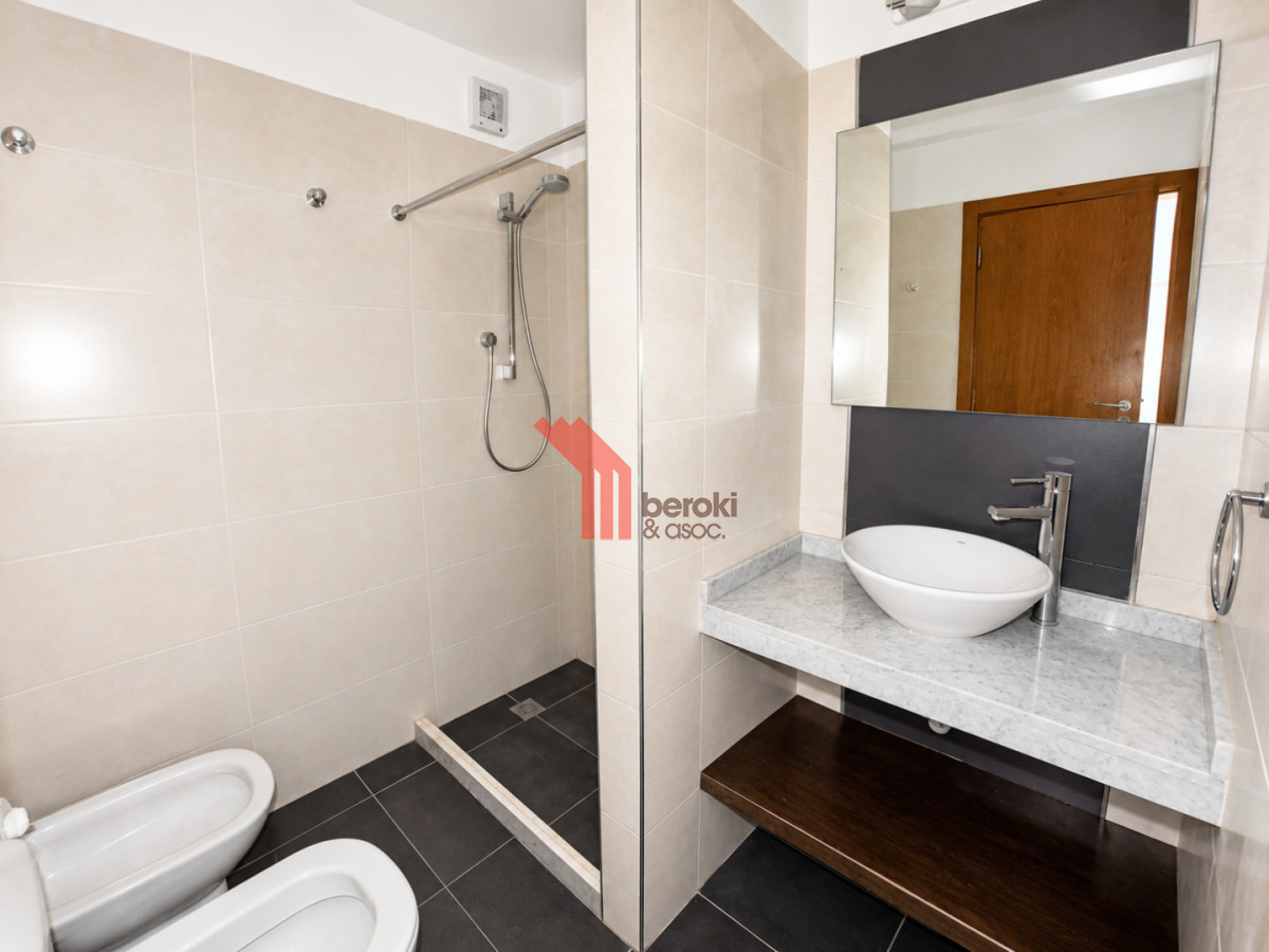 Apartamento ID.225 - Alquiler de apartamento de 3 dormitorios y 2 baños en Parque Miramar, próximo a Carrasco, con amenities premium y acceso al lago