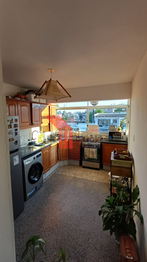 Apartamento ID.84 - ALQUILER APARTAMENTO MALVÍN 3 DORMITORIOS Y GARAJE