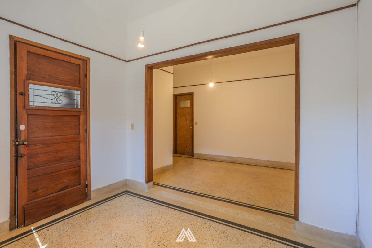 Venta Apartamento 2 Dormitorios Cordón planta baja con patio