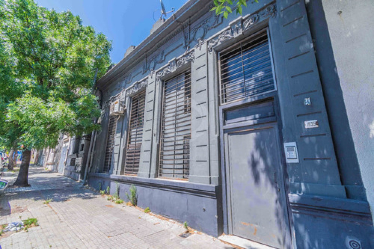 Venta Apartamento 2 Dormitorios Centro Con Barbacoa