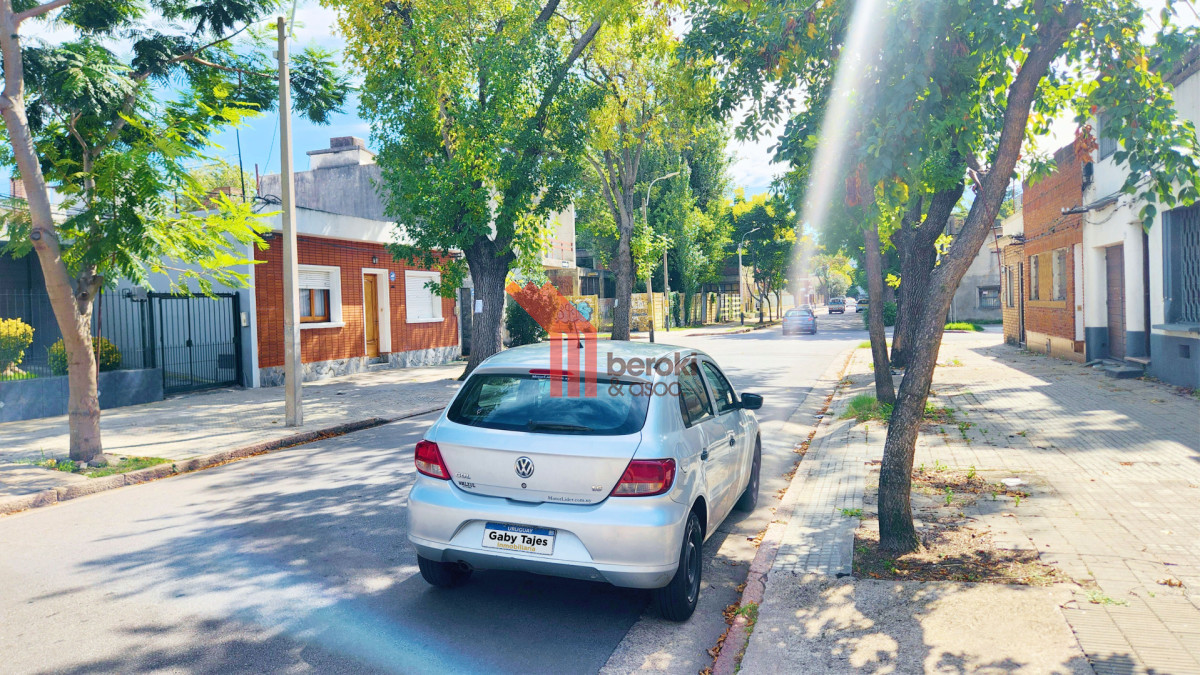 Casa ID.103 - Venta Casa La Blanqueada Padrón Único a Reciclar