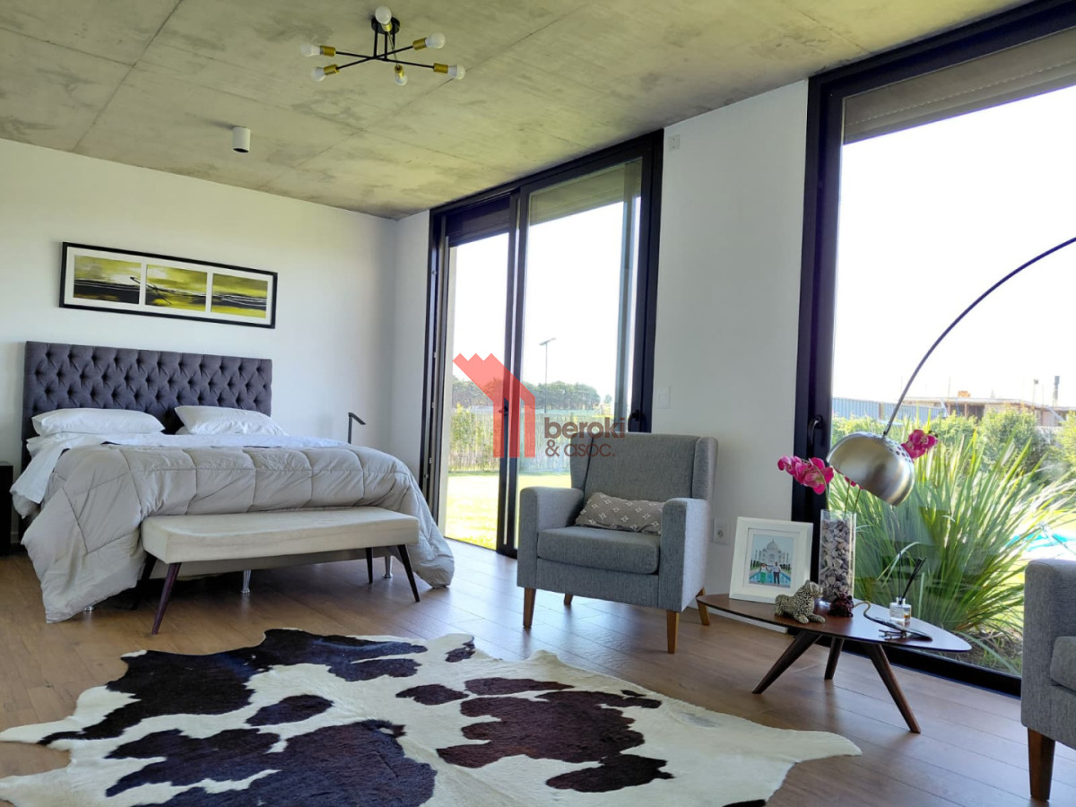 Casa ID.154 - Venta casa en La Juana, 3 dormitorios, 2 baños, piscina climatizada