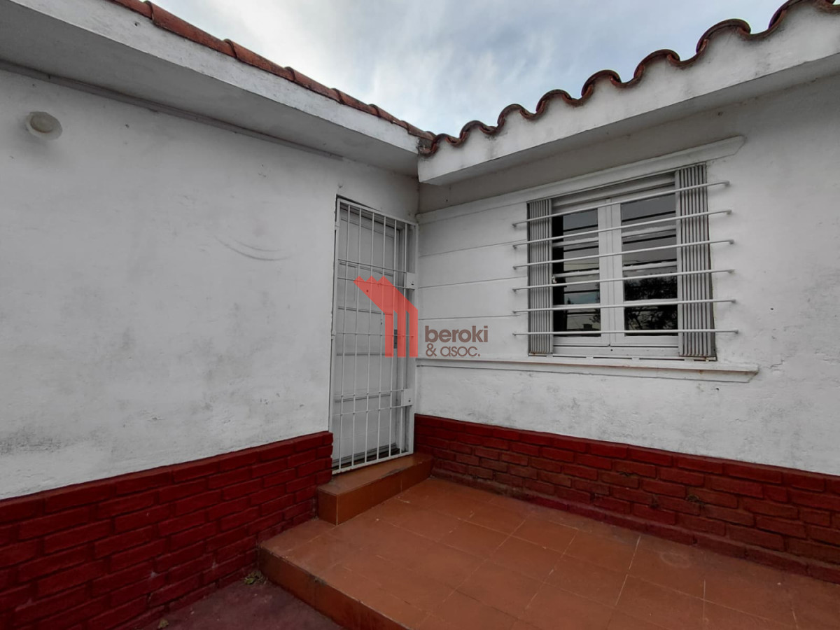 Casa ID.282 - Alquiler casa 2 dormitorios, patio, Belvedere