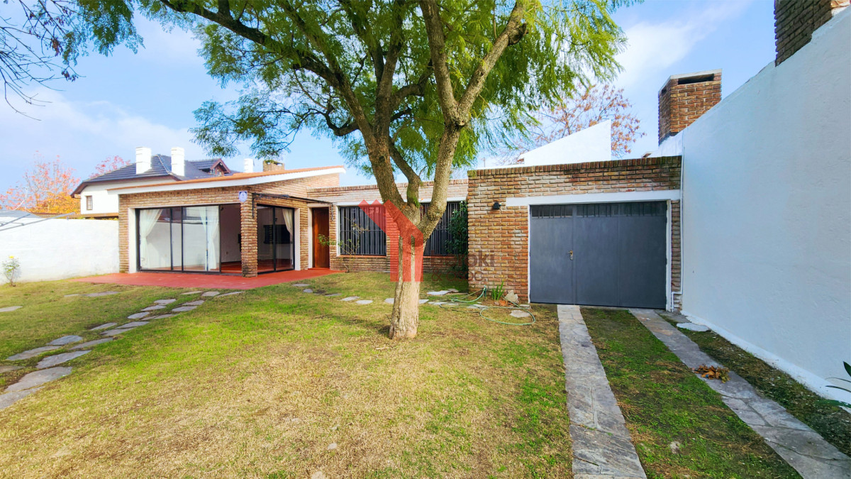 Casa ID.234 - Alquiler Casa Carrasco Norte 4 Dormitorios