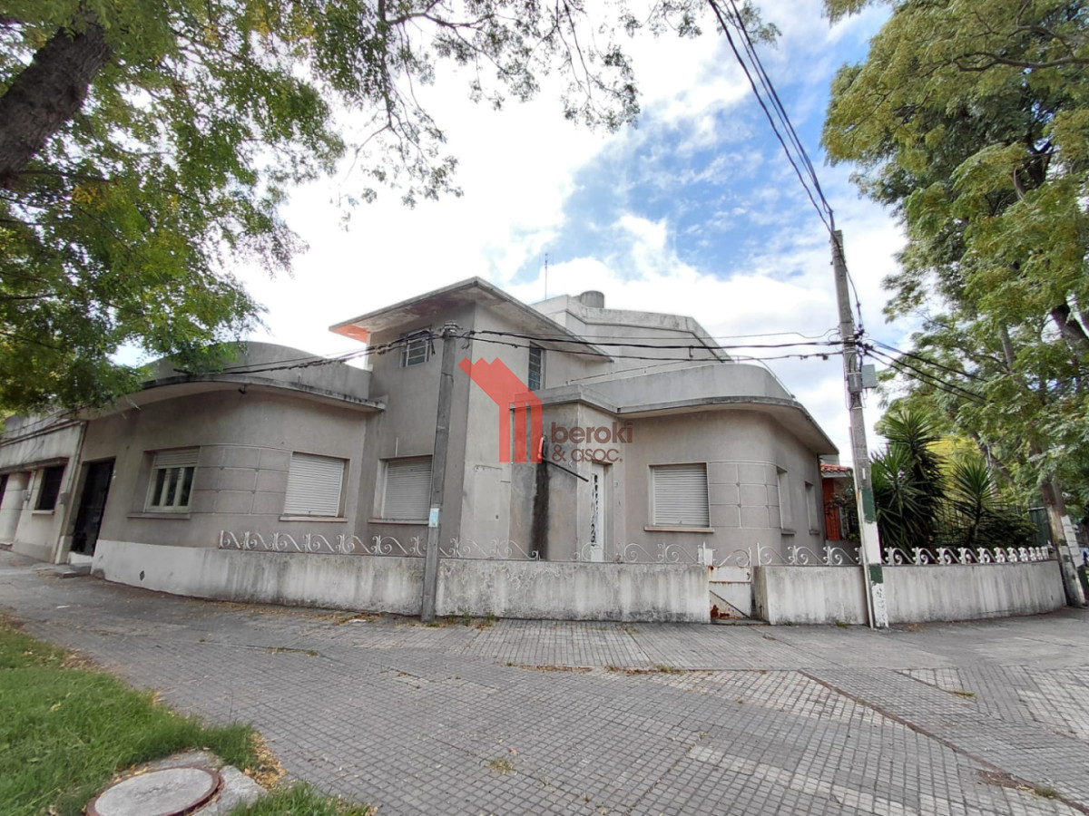 Casa ID.194 - Venta casa 3 dormitorios, 2 baños, Sayago
