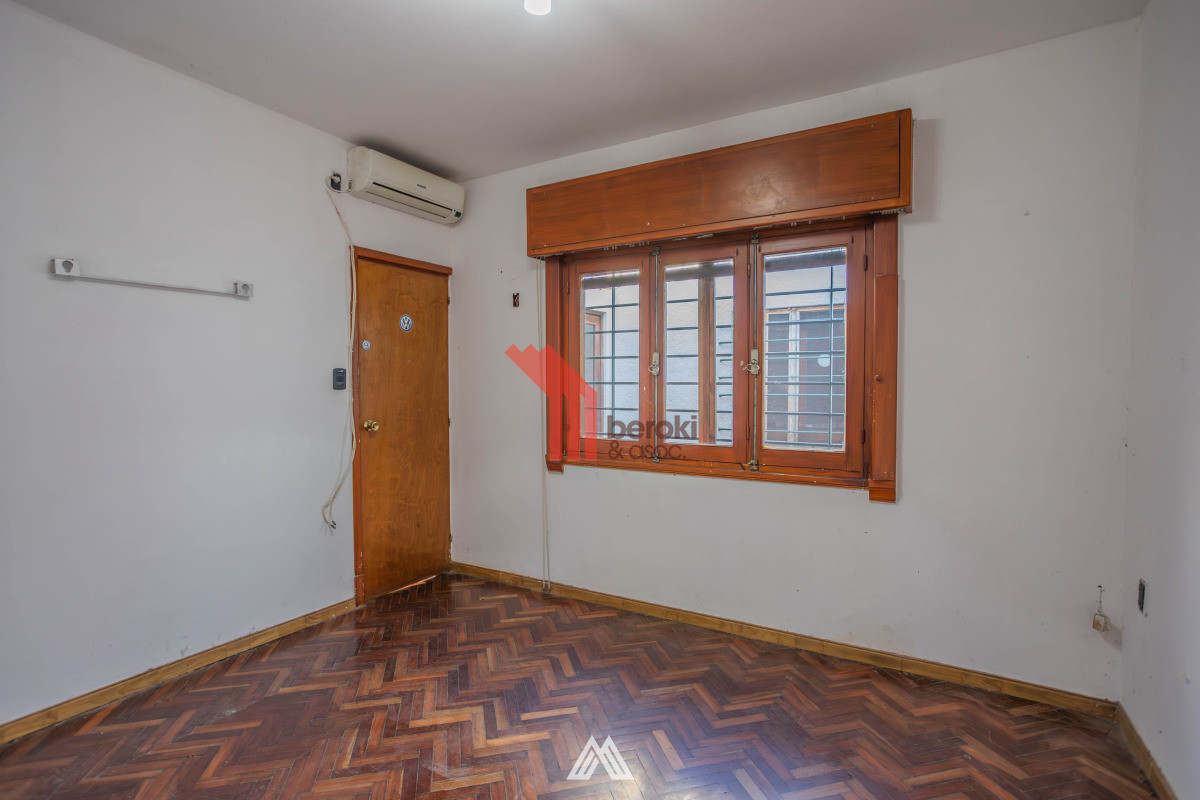 Casa ID.104 - Alquiler Casa Punta Gorda 4 Dormitorios Jardín Piscina Y Barbacoa