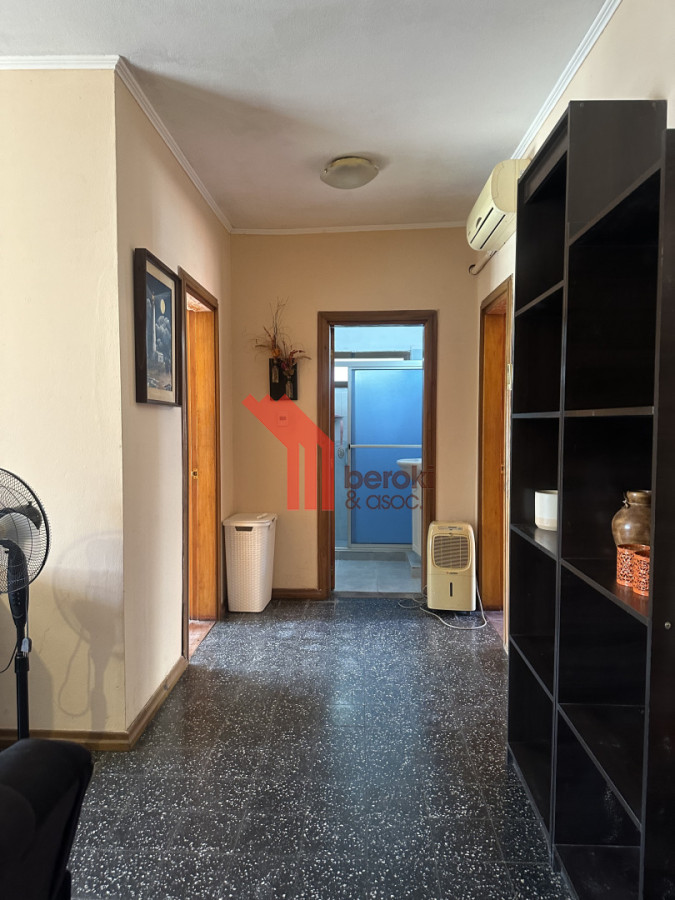 Casa ID.139 - Venta Casa 3 dormitorios+ Apto+ Local+ Parrillero +Deposito+ Gge. Terreno 422m2