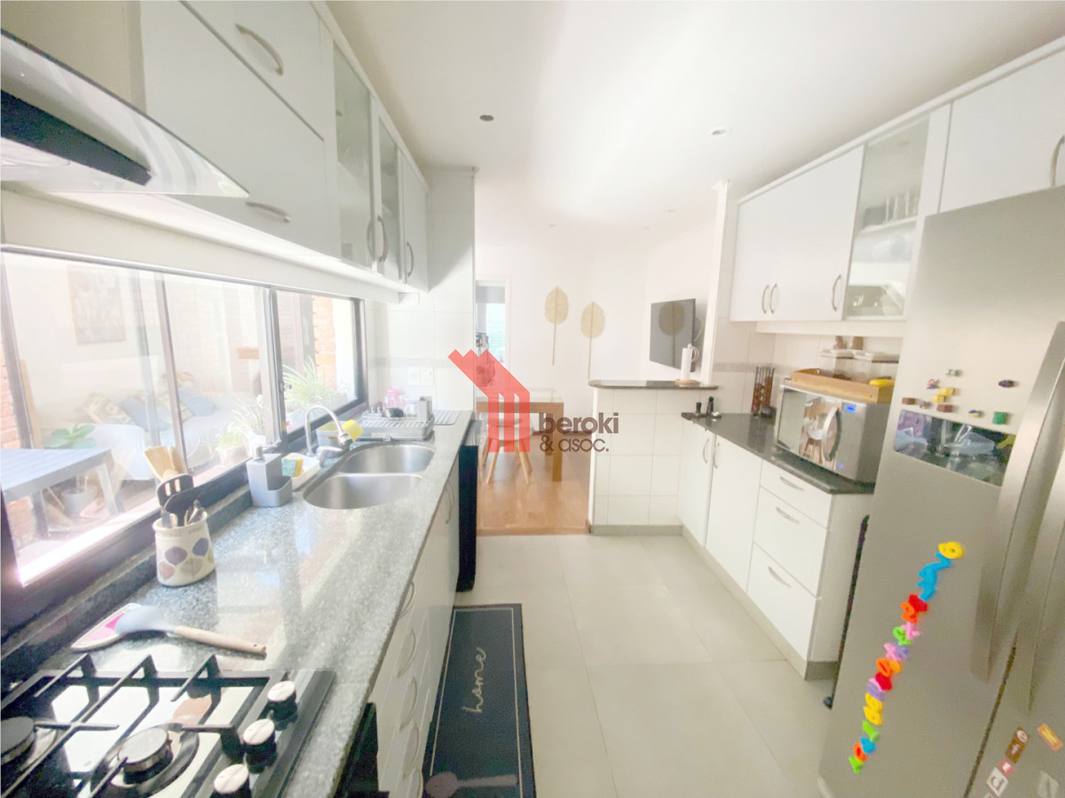 Casa ID.115 - Venta Casa Malvin 4 Dormitorios 3 Baños Garage