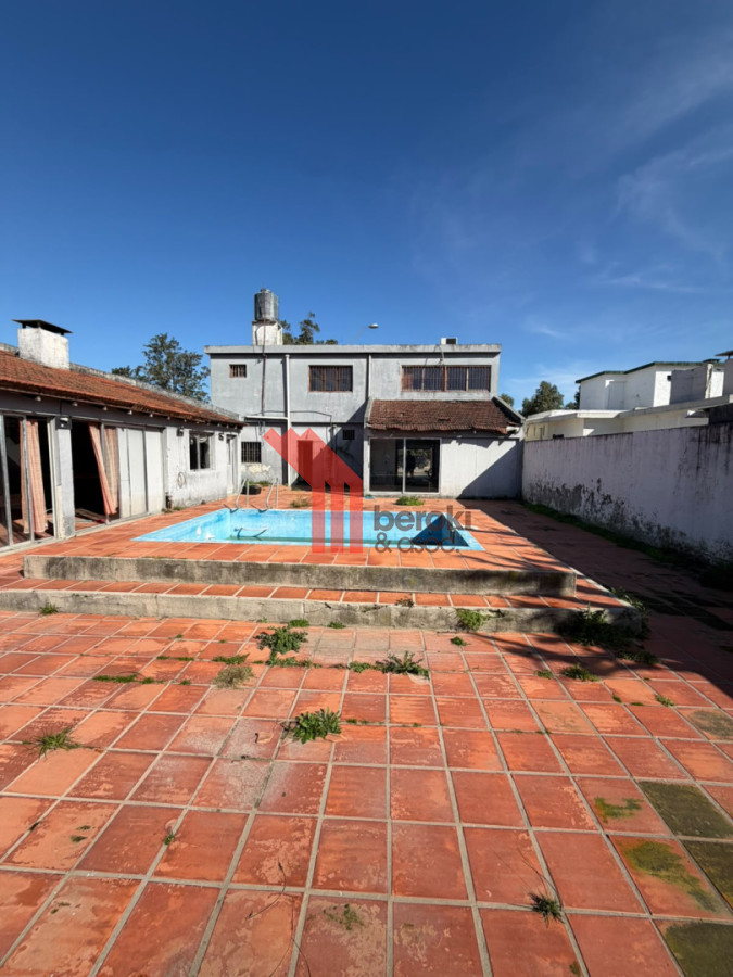 Casa ID.266 - VENTA CASA PADRON UNICO SOLYMAR SUR 4 DORMITORIOS 2 BAÑOS 